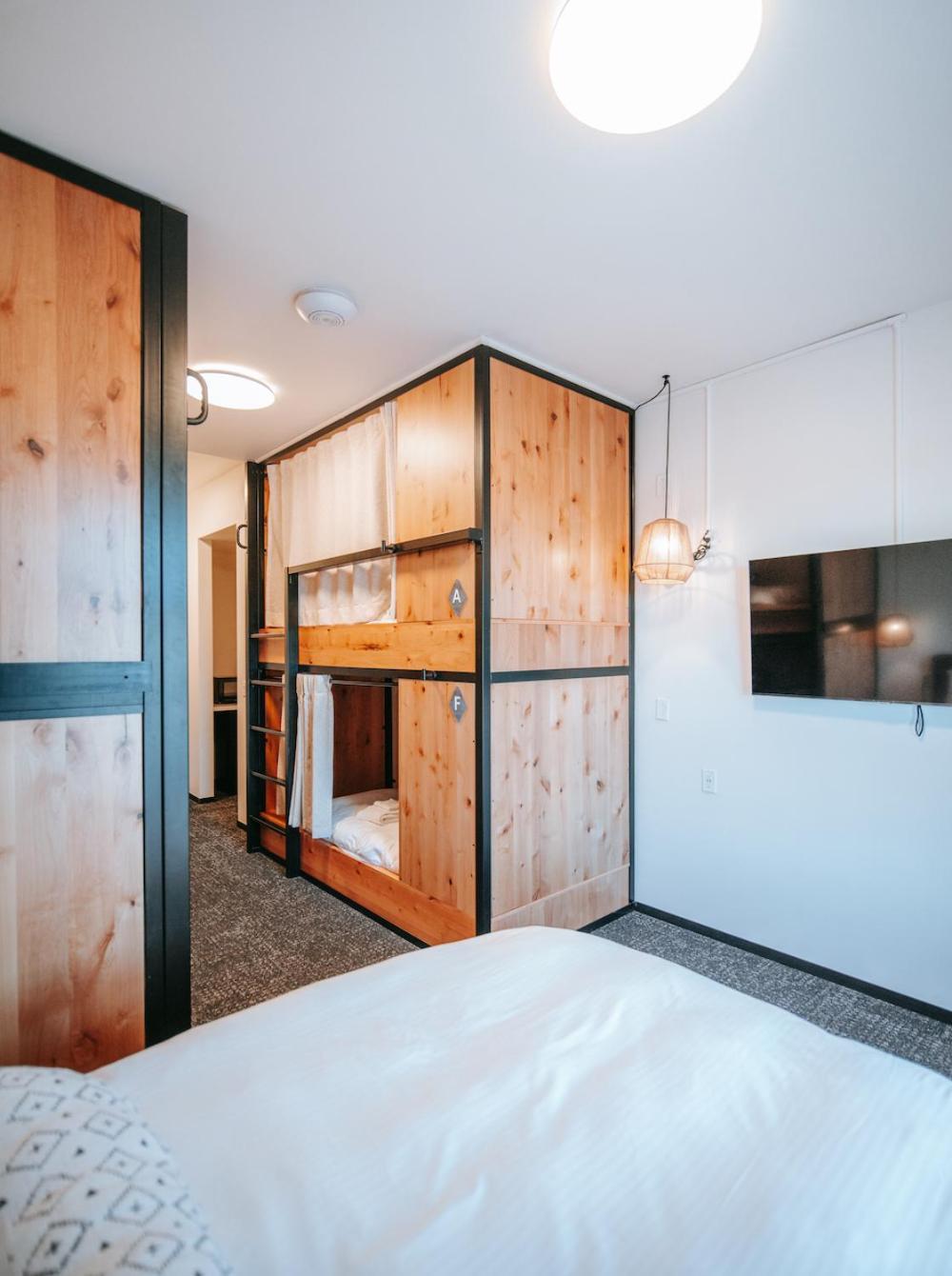 Hotel Kinship Landing Colorado Springs Exterior foto